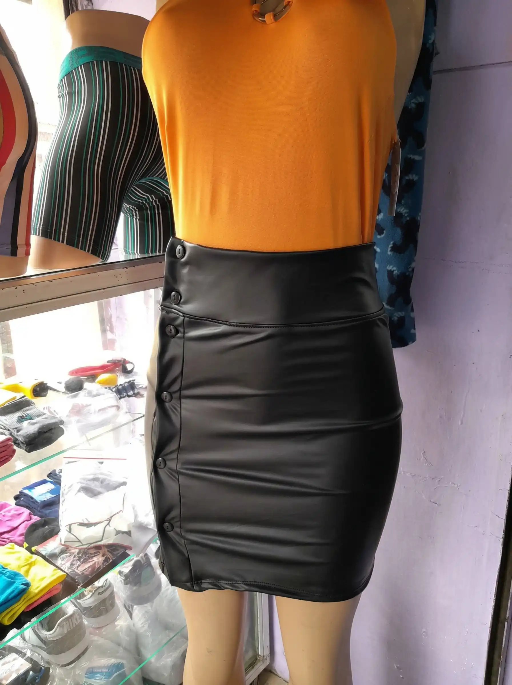 Uniformes y ropa de trabajo Variedades Samira Rionegro
